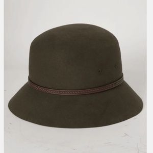 Kooringal Remy- Olive mid brim 	Size M 58 CM One Size Fits Most, 100 %